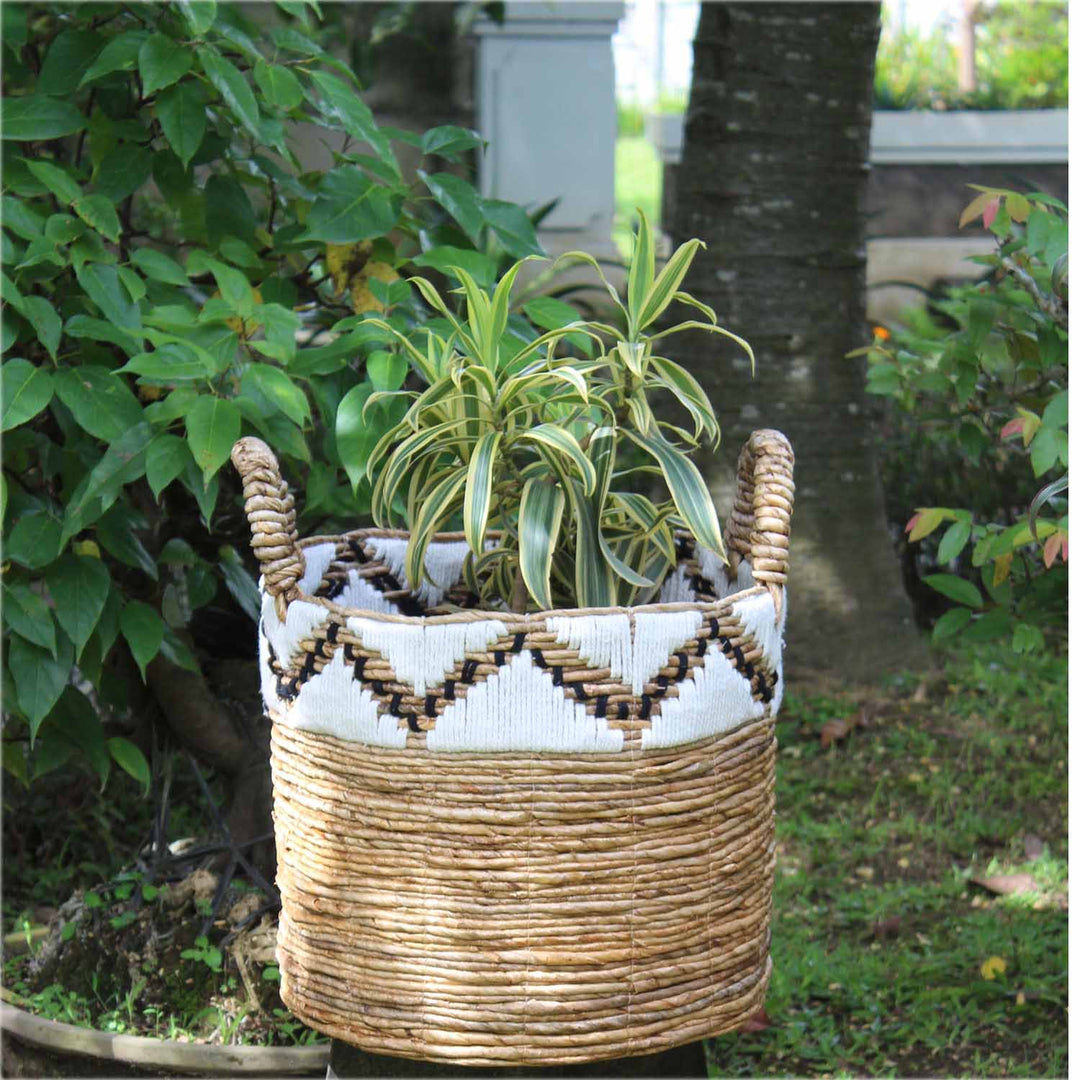 Panier tressé Raja avec bordure
