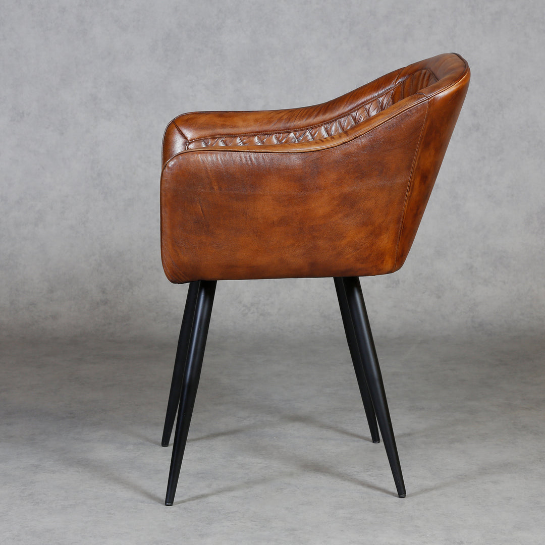 Fauteuil en cuir marron