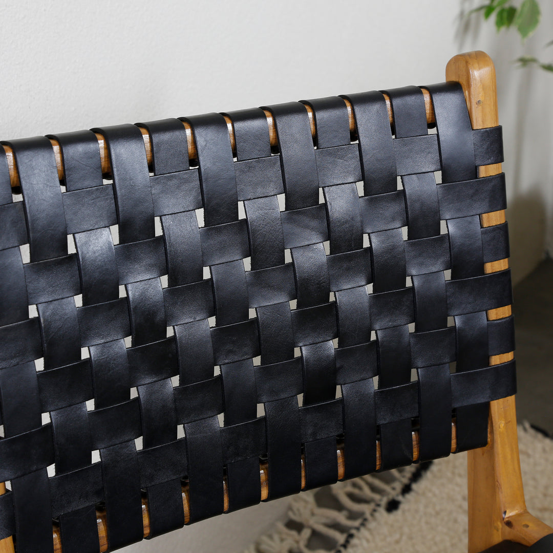 Chaise de salle à manger en cuir noir