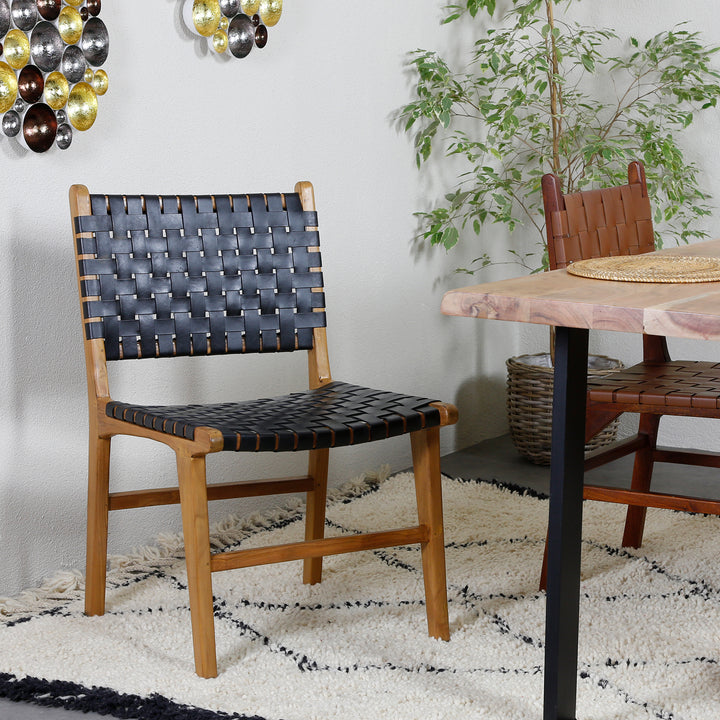 Chaise de salle à manger en cuir noir