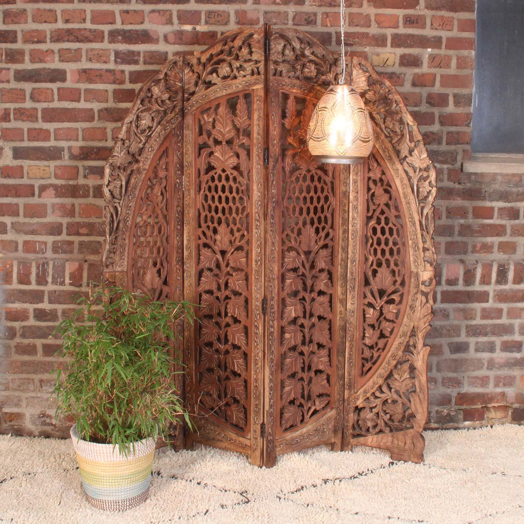 Indian wooden screen Rana