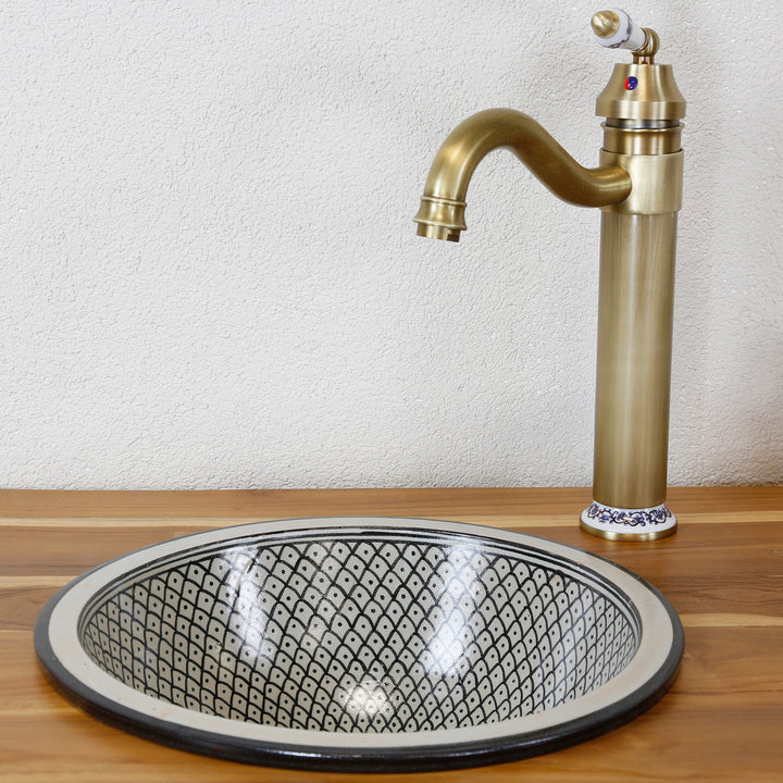 Lavabo noir