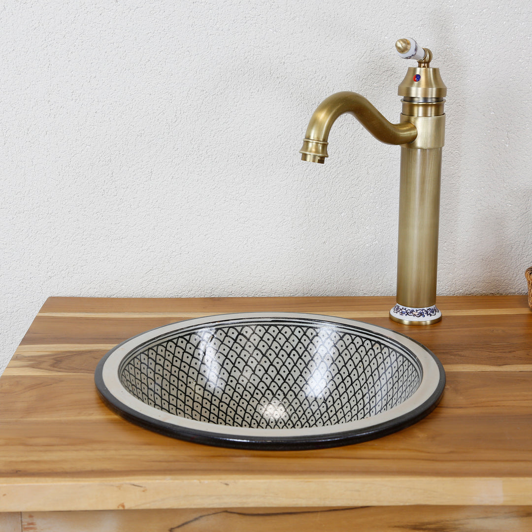 Lavabo noir