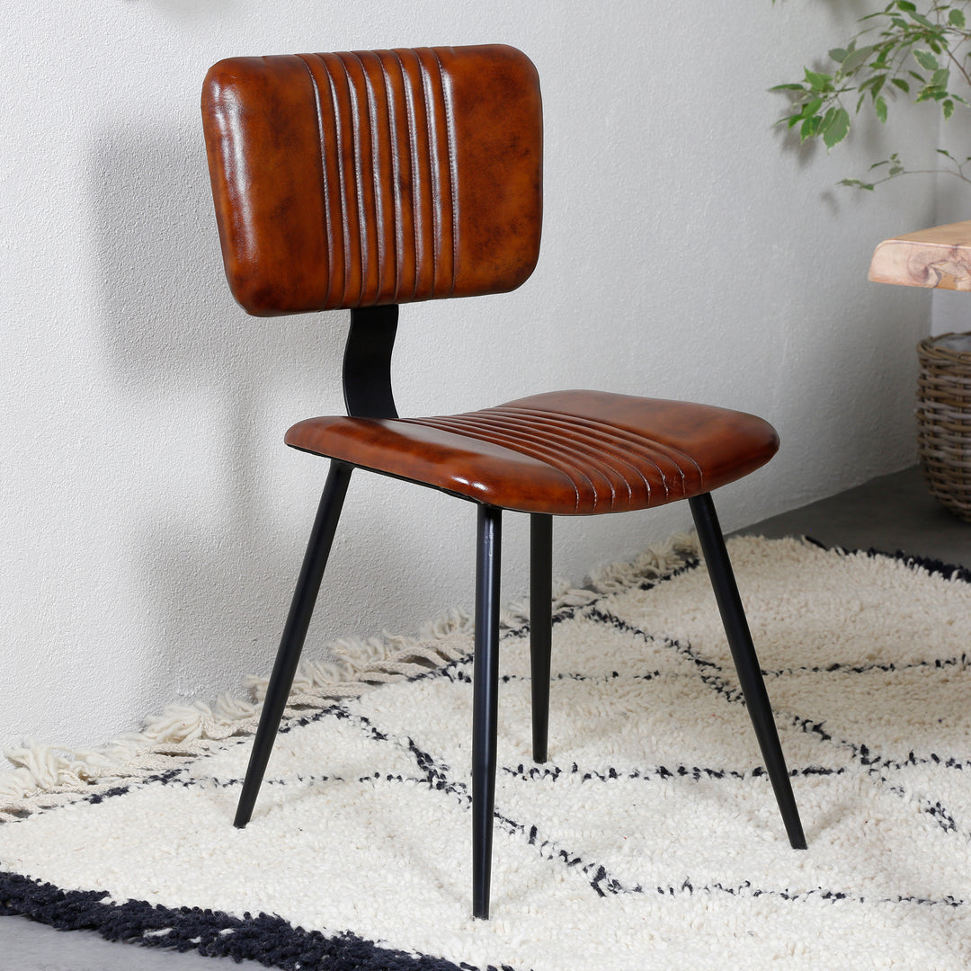 Chaises de salle à manger en cuir marron