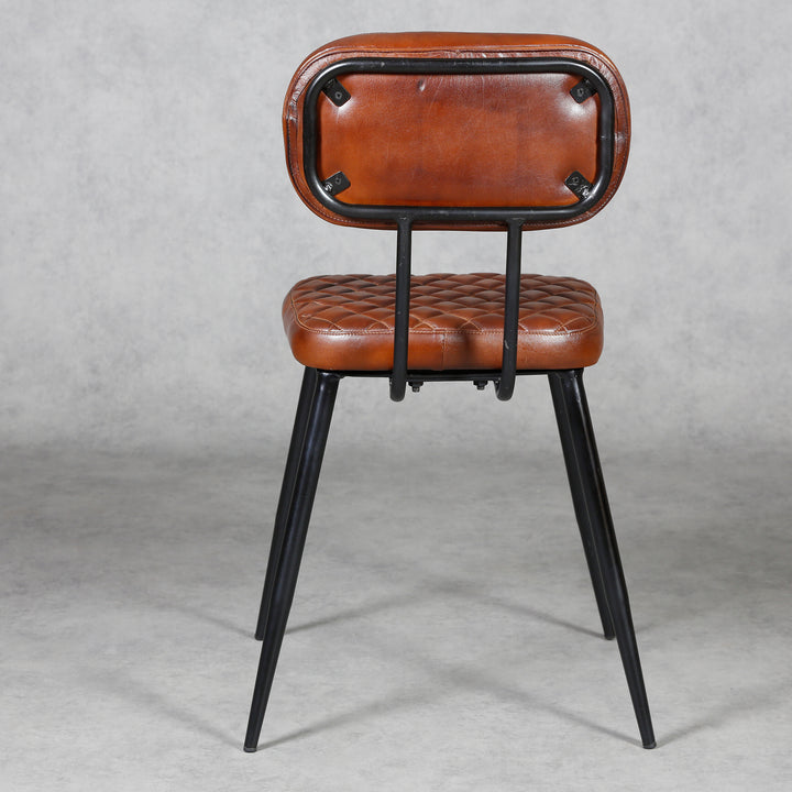 Chaises de salle à manger en cuir marron