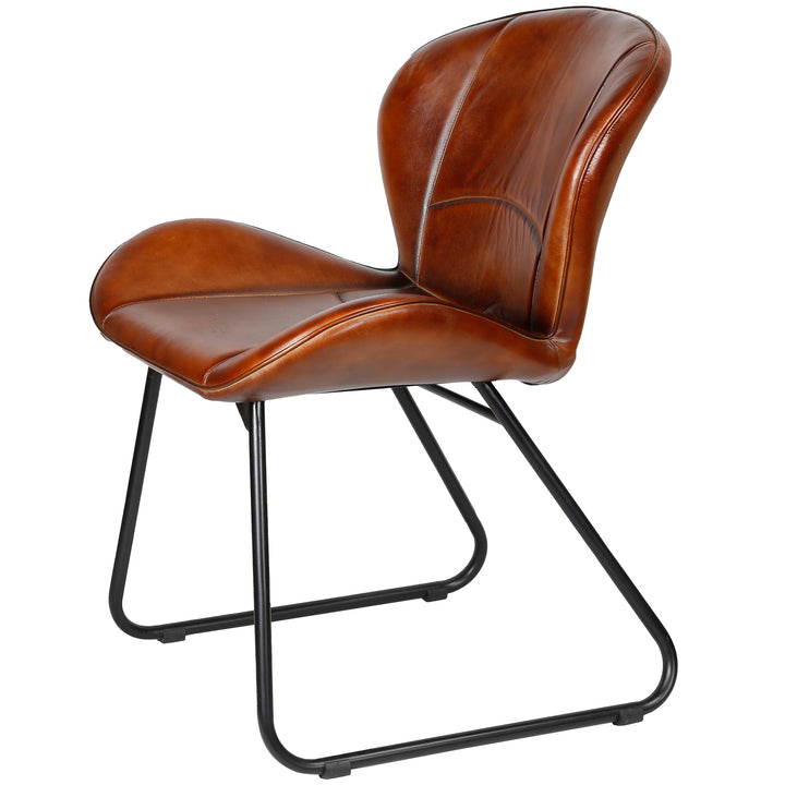 Chaise en cuir rouge-brun
