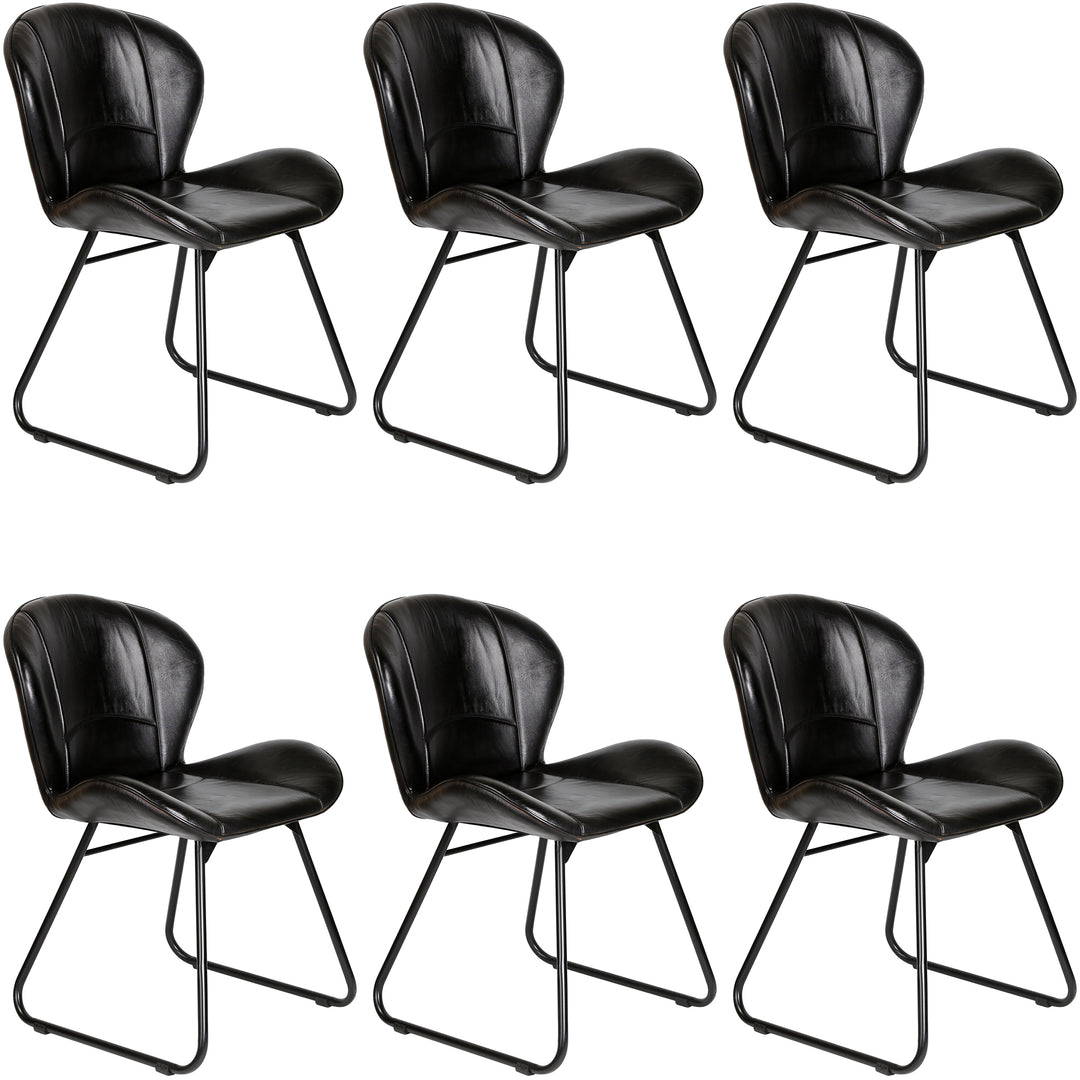 Chaise en cuir noir