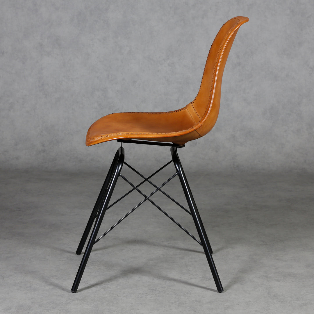 Chaise de salle à manger en cuir cognac