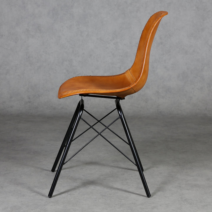 Chaise de salle à manger en cuir cognac