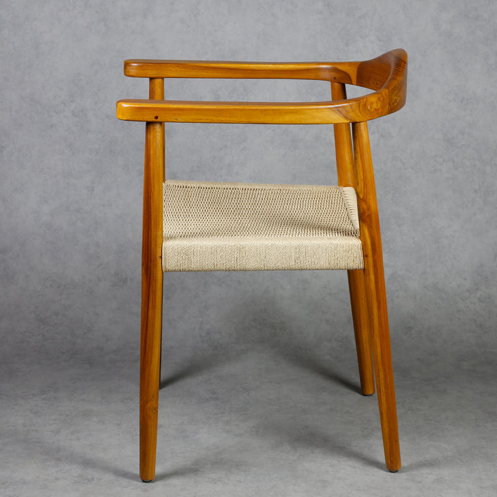 Chaise de salle à manger en bois