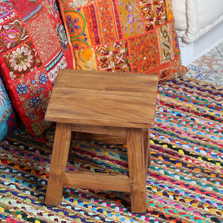 Tabouret en teck Aurora