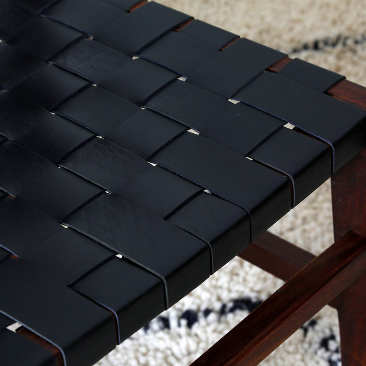 Chaise de salle à manger en cuir noir