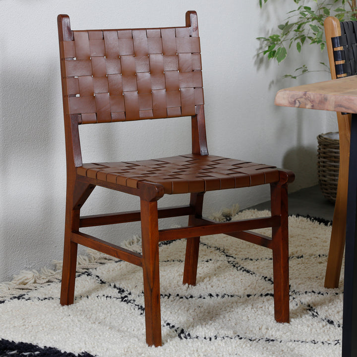 Chaise de salle à manger en cuir marron