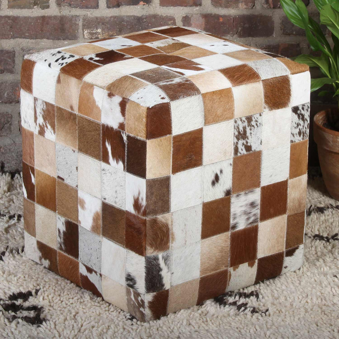 Pouf en patchwork de fourrure Jaspal