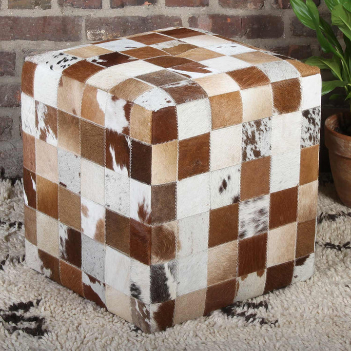 Pouf en patchwork de fourrure Jaspal