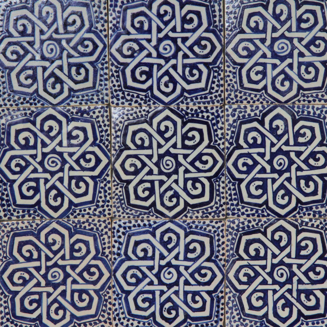 Carreau peint à la main Aisha