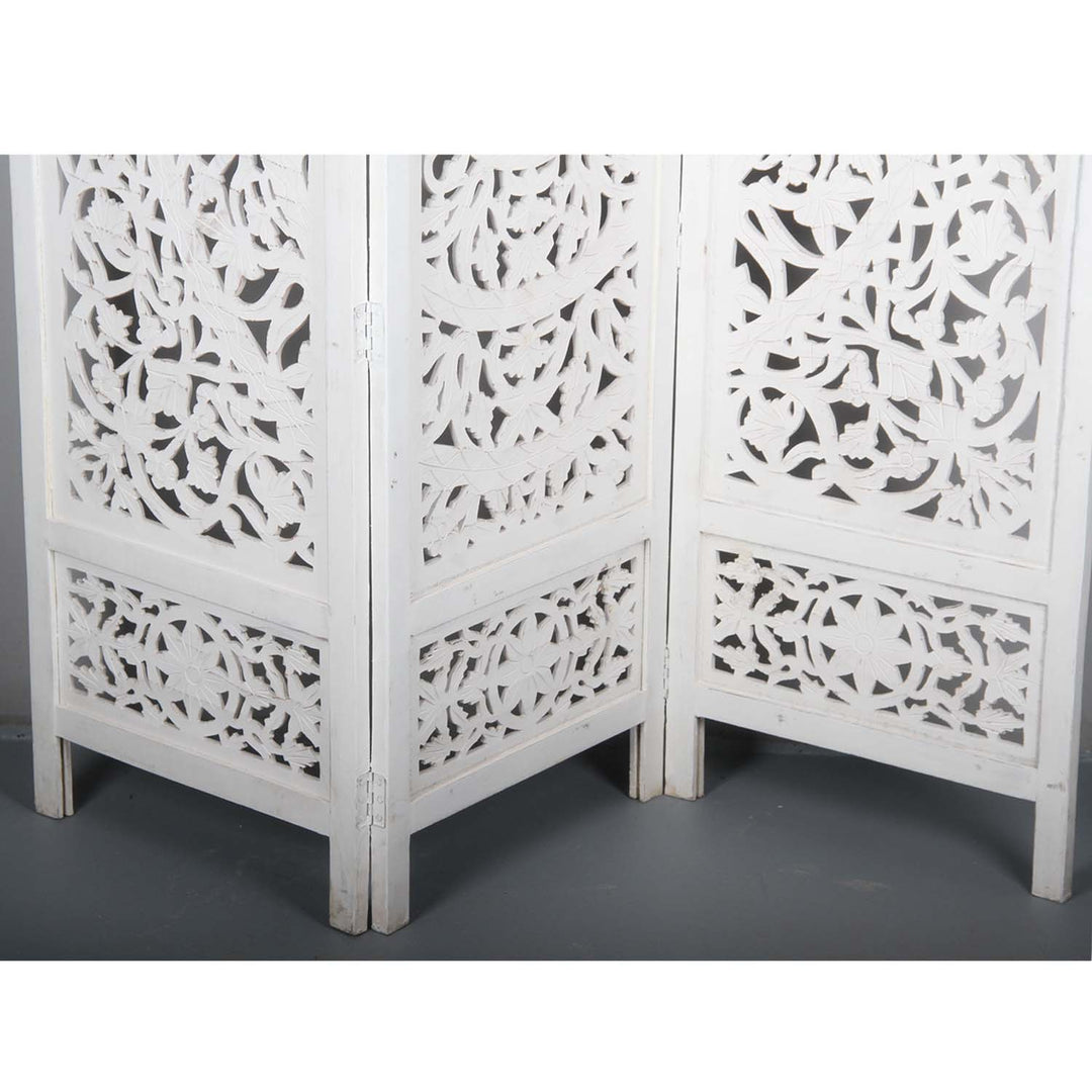 Indian wooden screen Fadi